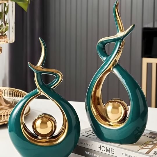 deux sculptures comme note vert