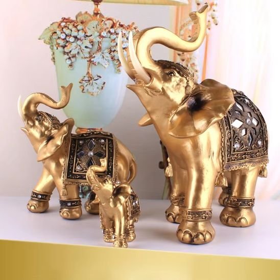 ensemble-sculpture-elephant