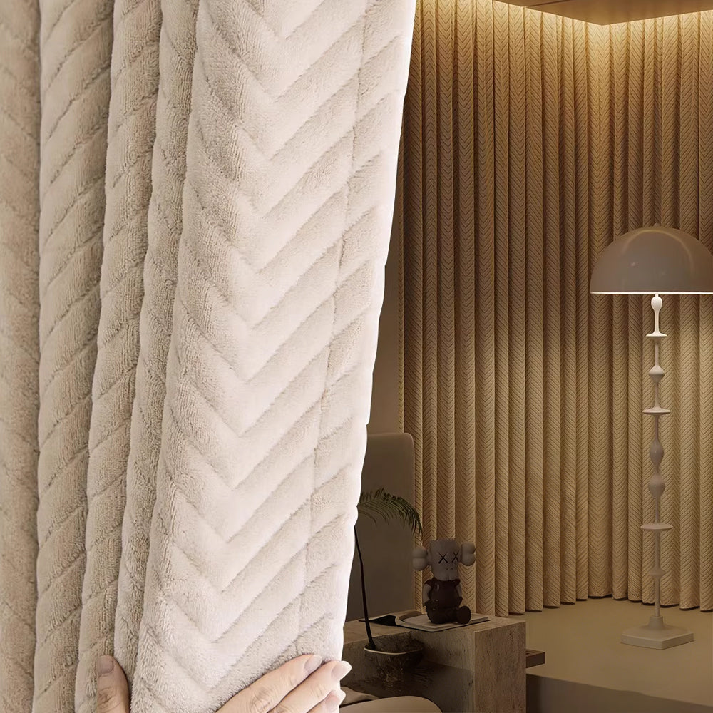 Rideau pour salon moderne beige texture chevrons au salon