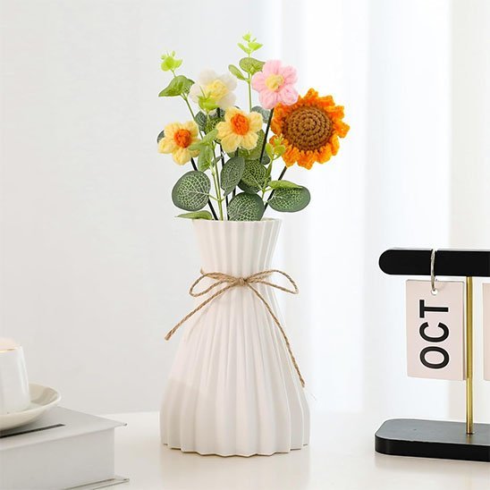 Vase blanc bouquet fleur