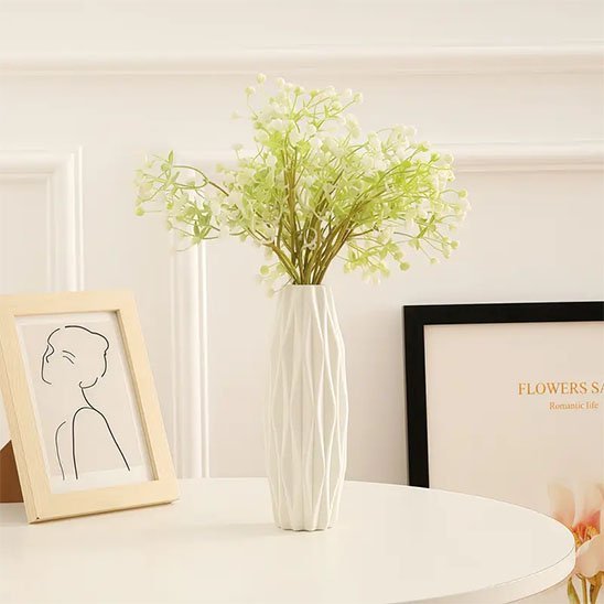 Vase poser pres cadran dessin